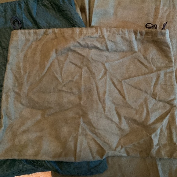 Assorted Green dust bags - Picture 2 of 16